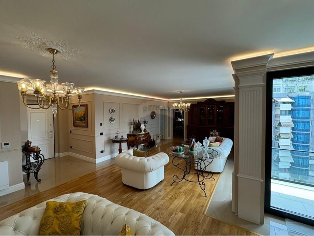 IN VENDITA APPARTAMENTO LUSSUOSO A SELVIA!