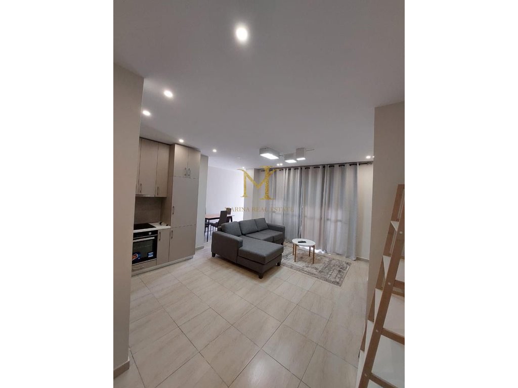 APARTAMENT 2+1 MUZEUMI DURRES!!