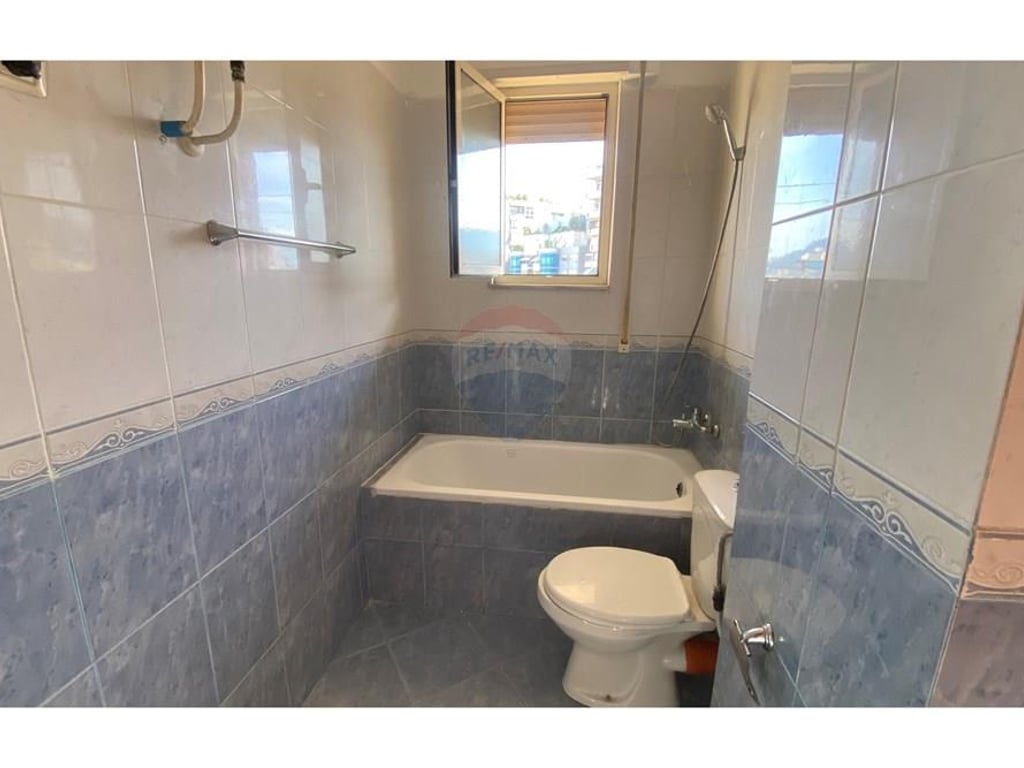 Jepet me qera 2+1+2 te Selvia