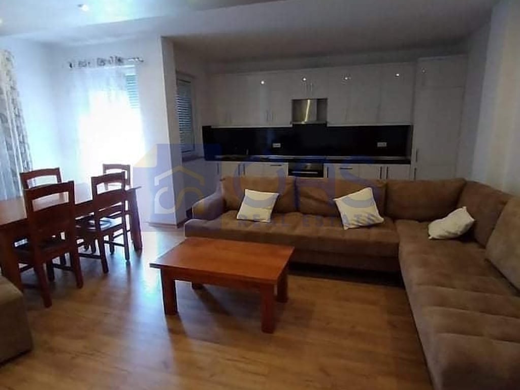 For rent apartment 2+1+2 balconies near 5 Maji.