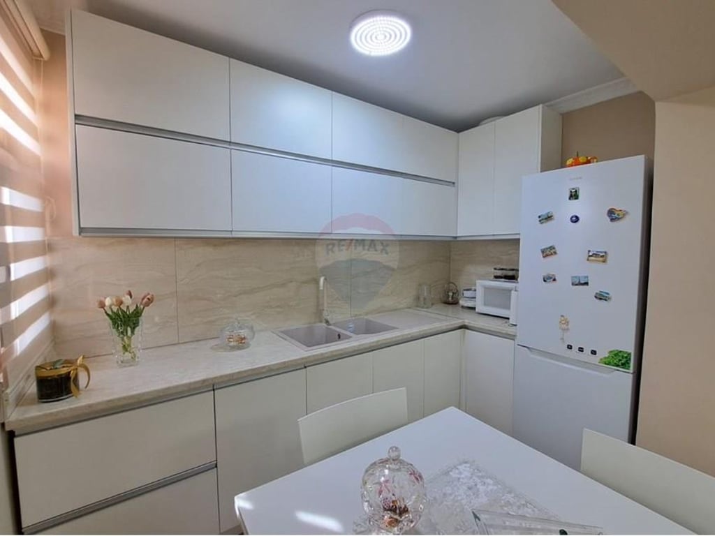 Appartamento - In Vendita - Valona, Albania