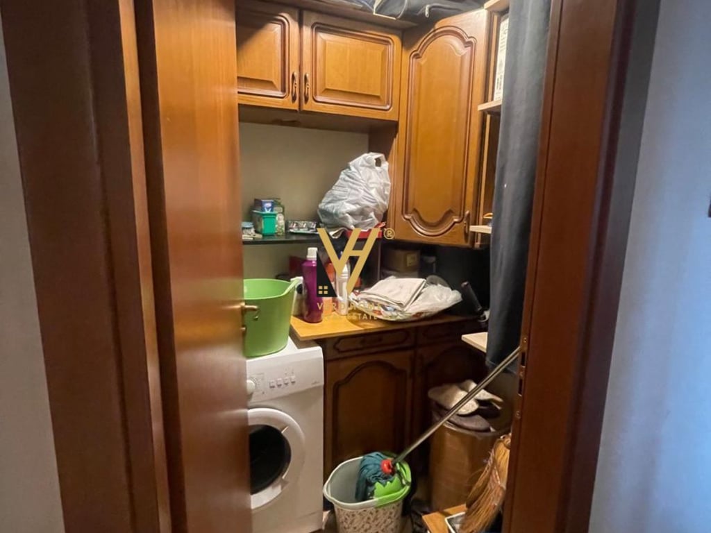 VENDESI APPARTAMENTO 2+1+BLK IN VIA KOSOVAREVE 250.000 EURO
