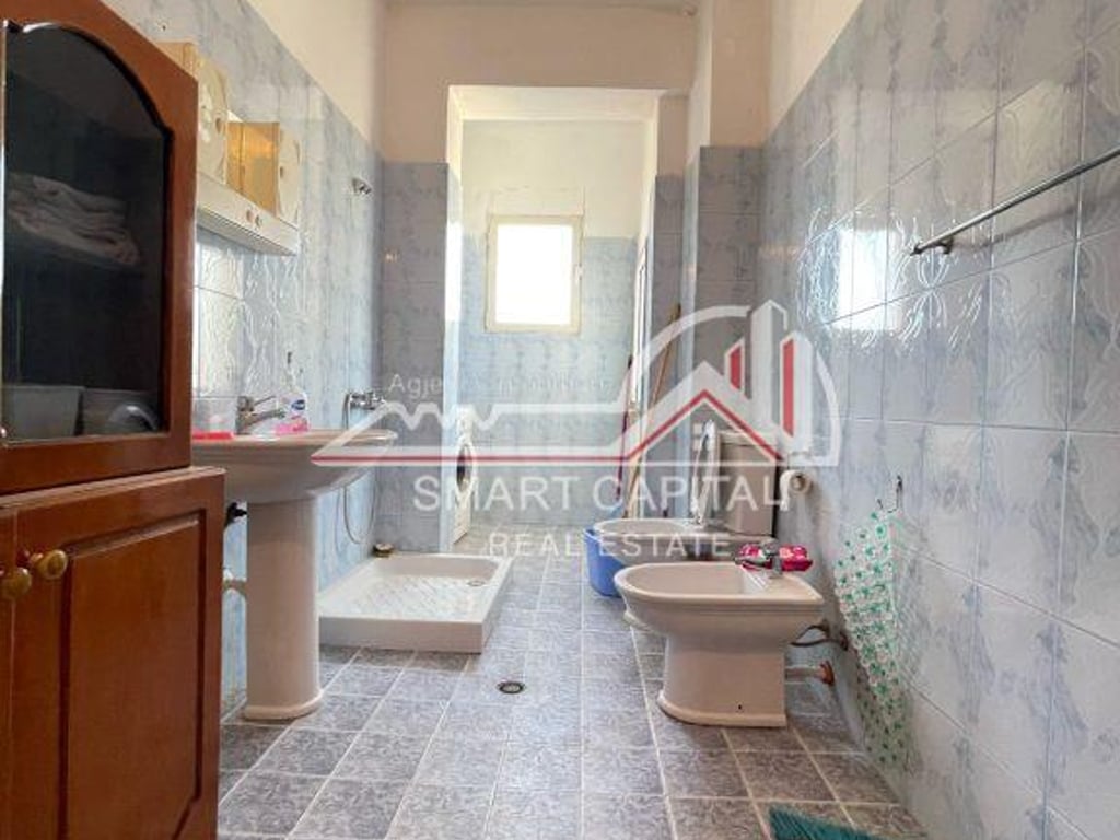APARTMENT 2+1 FOR SALE ON ÇIPAJVE STREET - VLORA!!