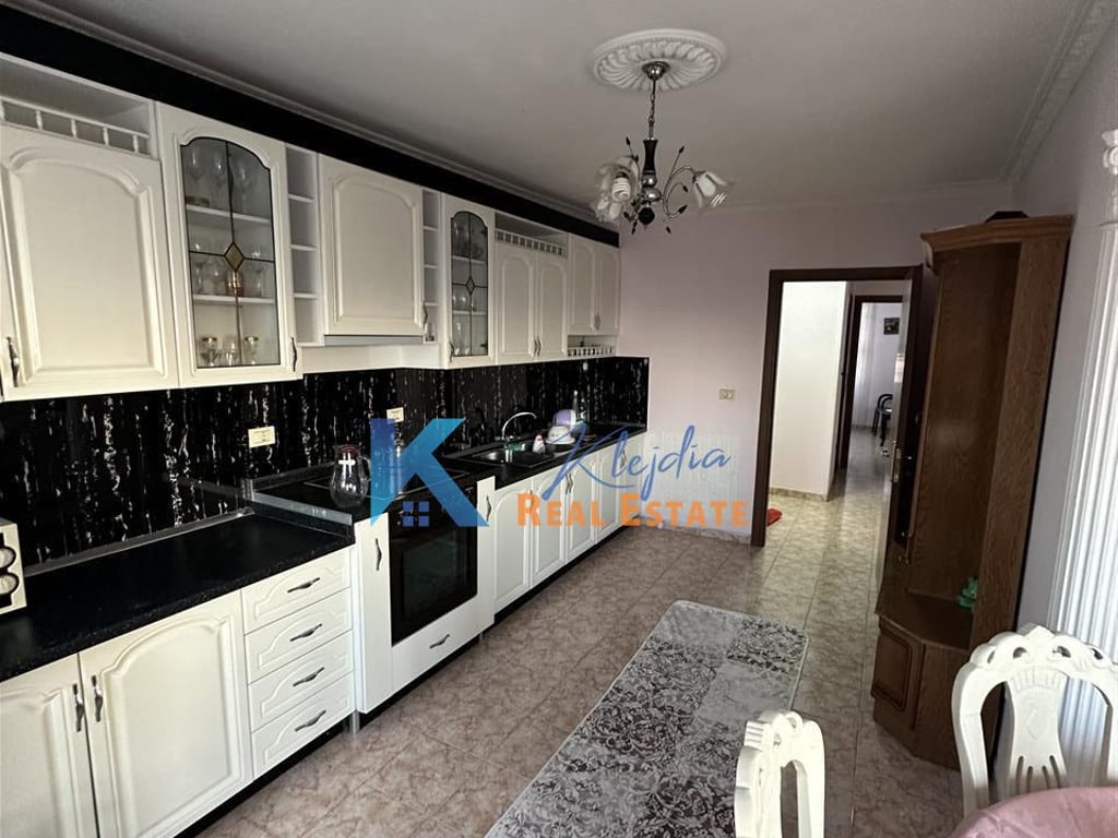 Apartament 2+1+2 per qira te Pallati me Shigjeta