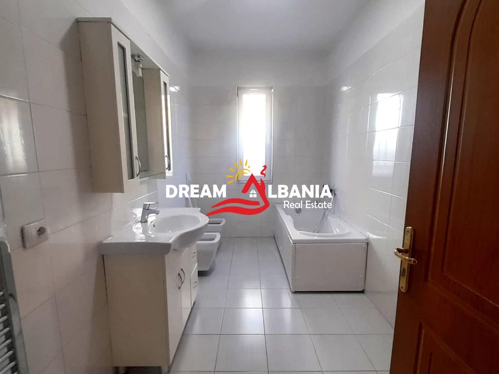 Vile 3 kateshe me qera tek Blloku i Vilave Selite (ID 4251275)