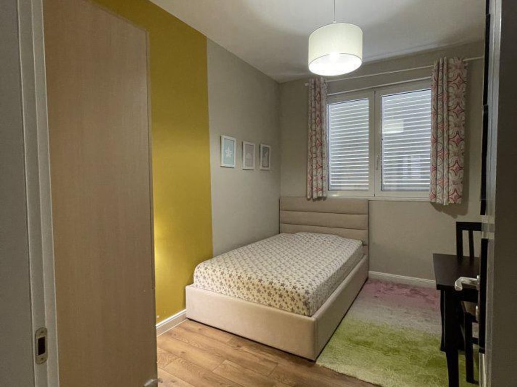 Qera! Apartament 2+1, Xhamlliku