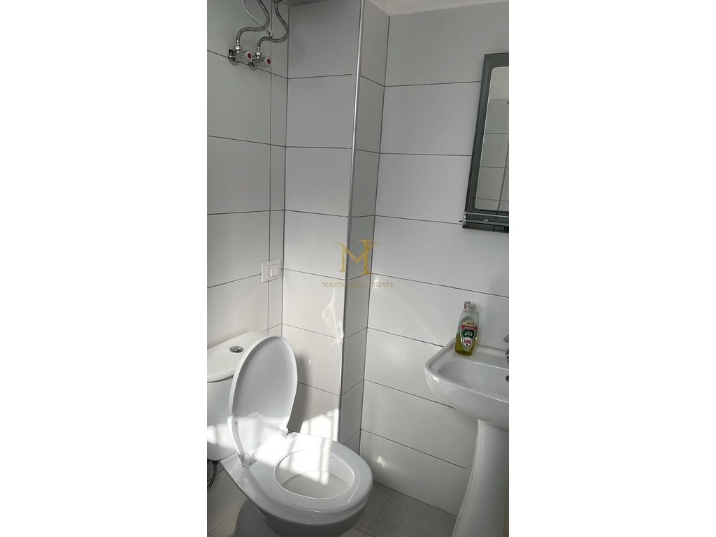  GARSONIERE TEK TREGU INDUSTRIAL!!