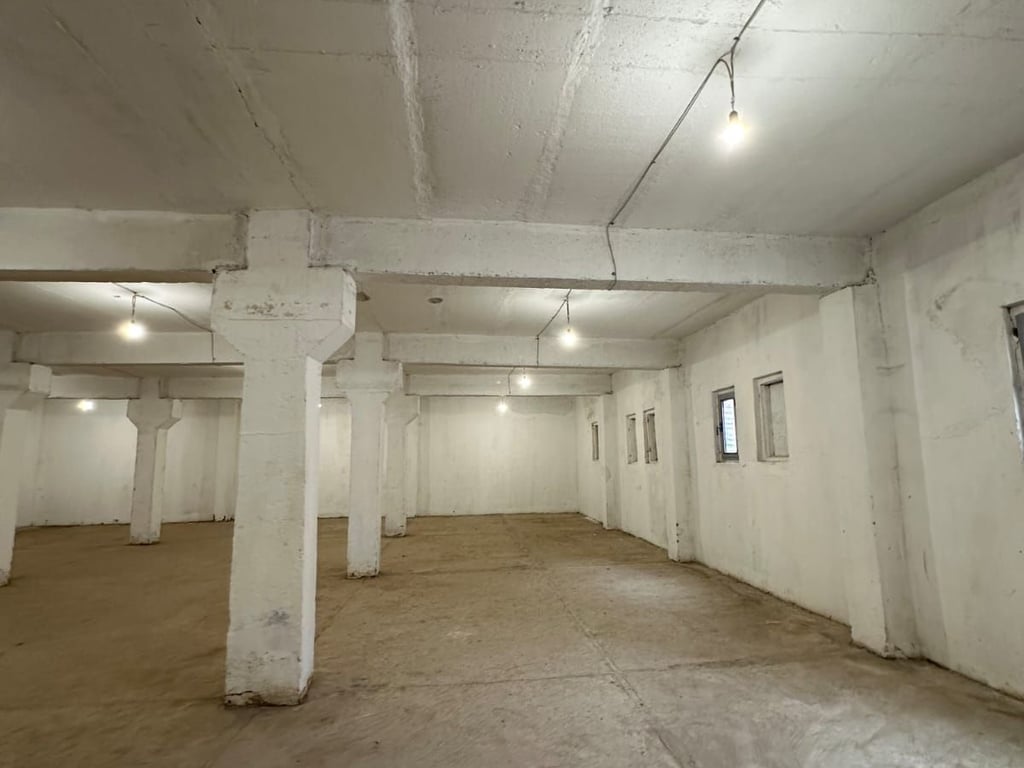 🏭 Jepet me Qira Magazinë – Siri Kodra, Tiranë