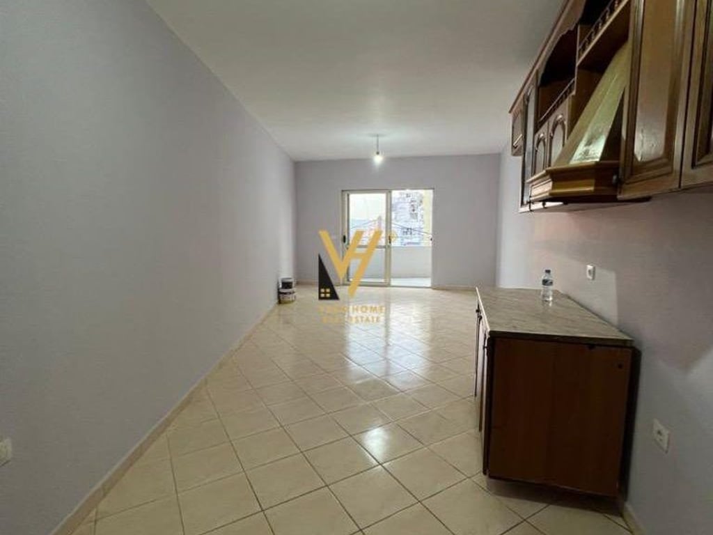 VENDESI APPARTAMENTO 1+1 A FRESKU 103.000 EURO