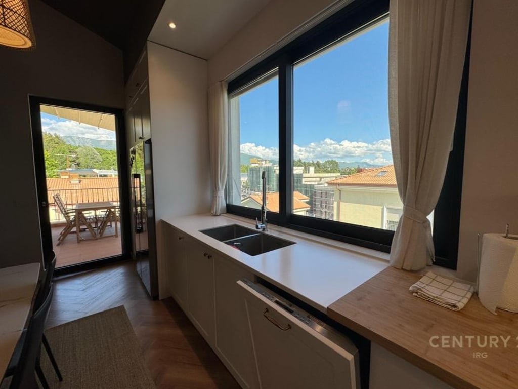 ✨🏡 SHITET APARTAMENT 3+1+2 ME VERANDË DHE 2 POSTE PARKIMI – REZIDENCA PORTA E GJELBËR