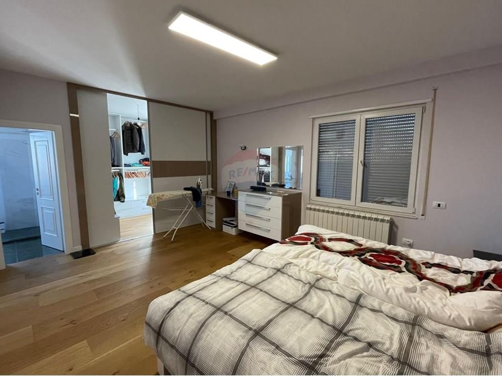 4+2+3 APARTMENT FOR SALE IN KINOSTUDIO
