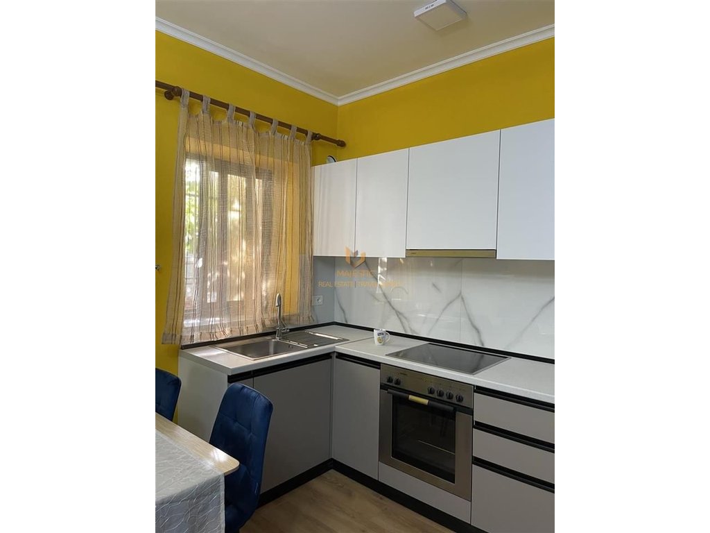 1+1 Apartment for Rent near the former Durrësi Restaurant, Tirana - 450€ | 70 m²