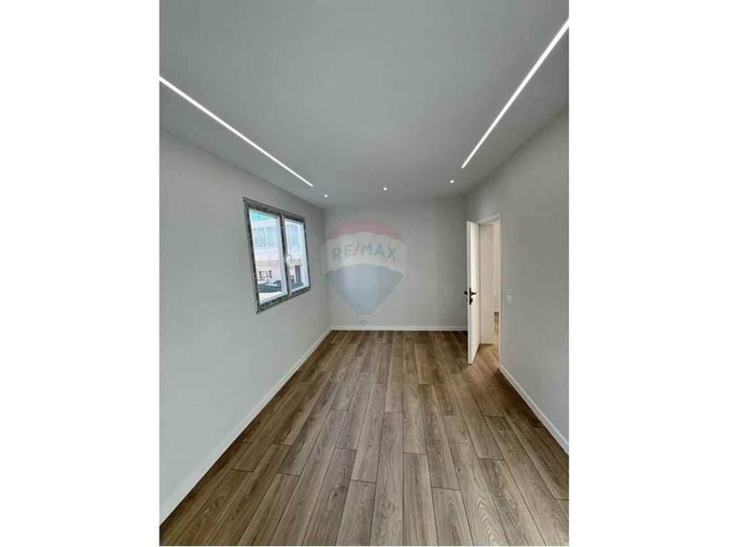 Apartment 1 + 1 for sale in Kodra Diellit.