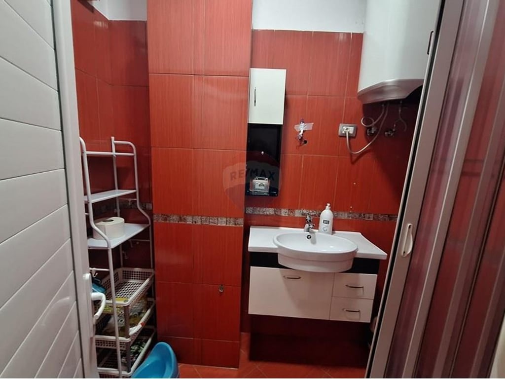 APARTAMENT 2+1 PER QIRA JORDAN MISJA  600 €