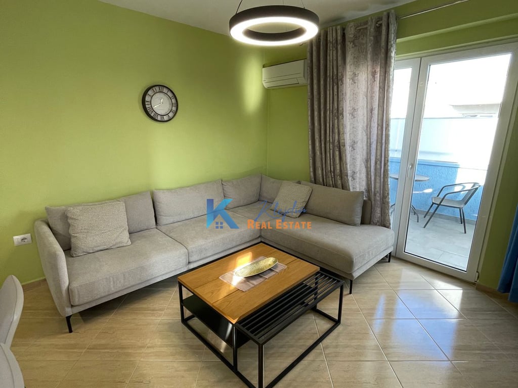 2+1 per Qira ne rrugen Jordan Misja, Kompleksi Gener2