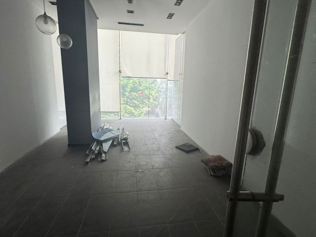 VENDITA UFFICIO 30 M2 BLOCCO 132.000 EURO