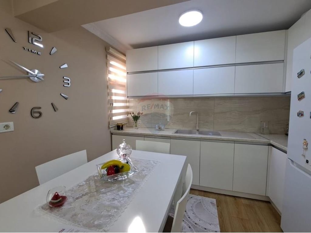 Appartamento - In Vendita - Valona, Albania