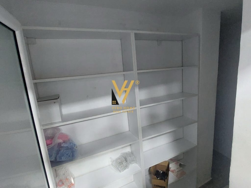 SHOP FOR RENT 50 M2 ON DIBRA STREET 1,200 EURO