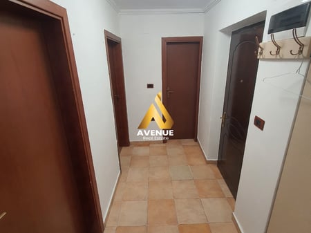 SHITET  APARTAMENT 2+1 NE BLLOK , TIRANE 