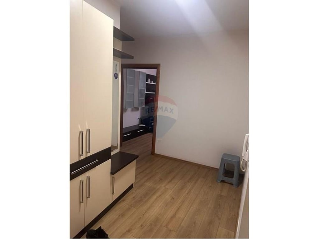 Apartament 2+1 per shitje ne Yzberisht