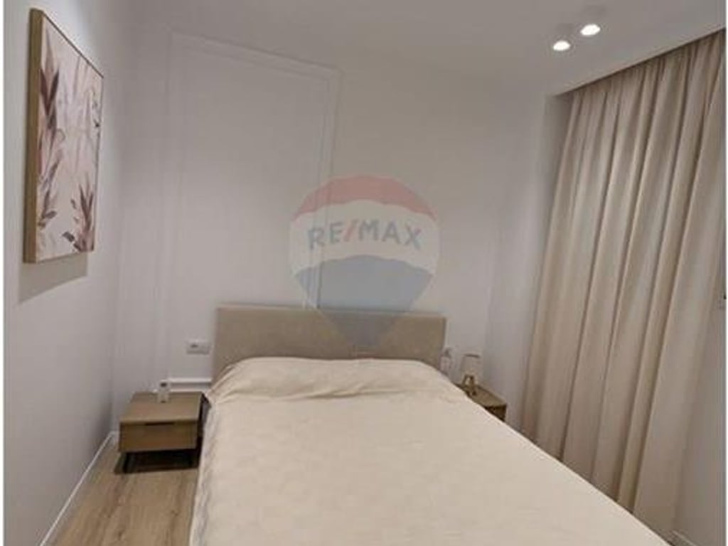 1+1 apartment for rent near the Botanical Garden.
