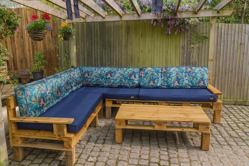 Custom size outdoor cushions in Manchester