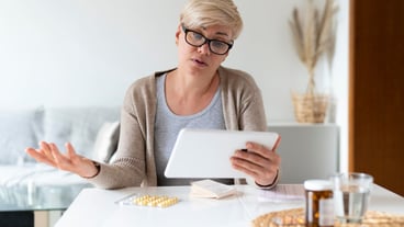 Medium shot sick woman indoors