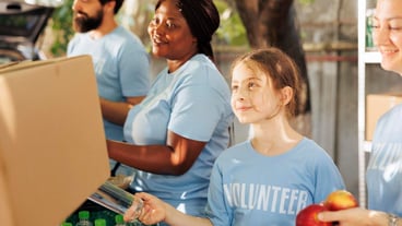 Food donations by volunteers