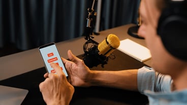 Broadcaster promote fanclub page on social media to follow live time pecuniary