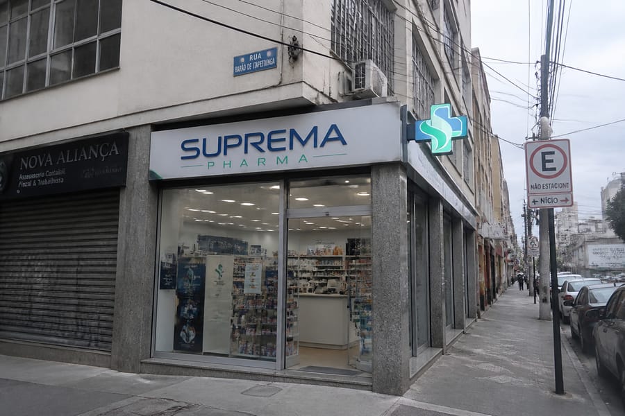 Fachada da Suprema Pharma
