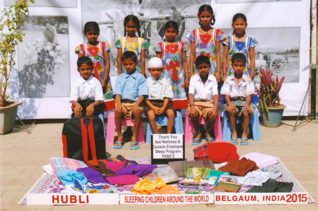 Sleeping-Children-Around-the-World-7