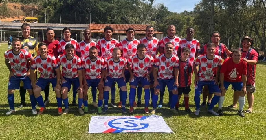 ezgif-51cc158596e64b