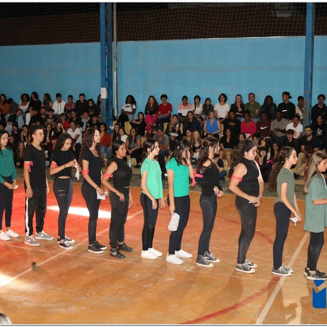 Jogos Água vs. Fogo da Escola Estadual Cesário Coimbra: Tradição Anual de  Competição e Celebração - Muzambinho.com