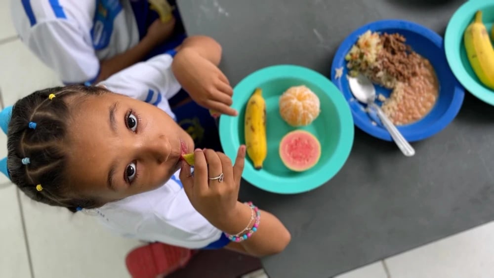 alimento-escola-238235