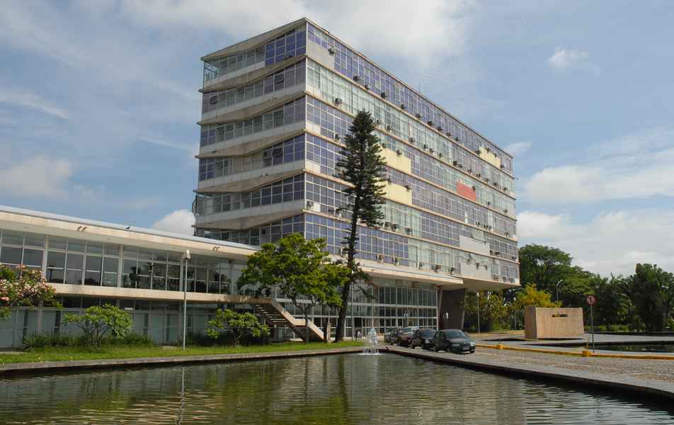 UFMG_15024707782543_2028592424