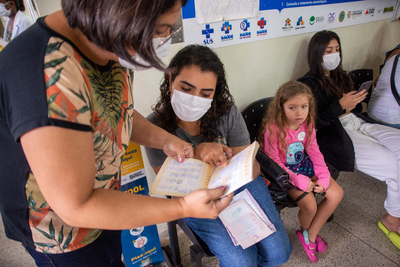 content_cartao_de_vacinas_personagem_credito_fabio_marchetto