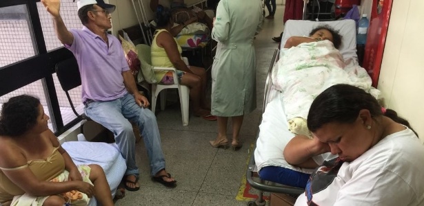 7jun2017---corredor-da-maior-emergencia-da-rede-publica-de-saude-do-rio-grande-do-norte-esta-superlotada-com-pacientes-em-macas-improvisadas-e-fora-das-enfermarias-1496838459033_615x300