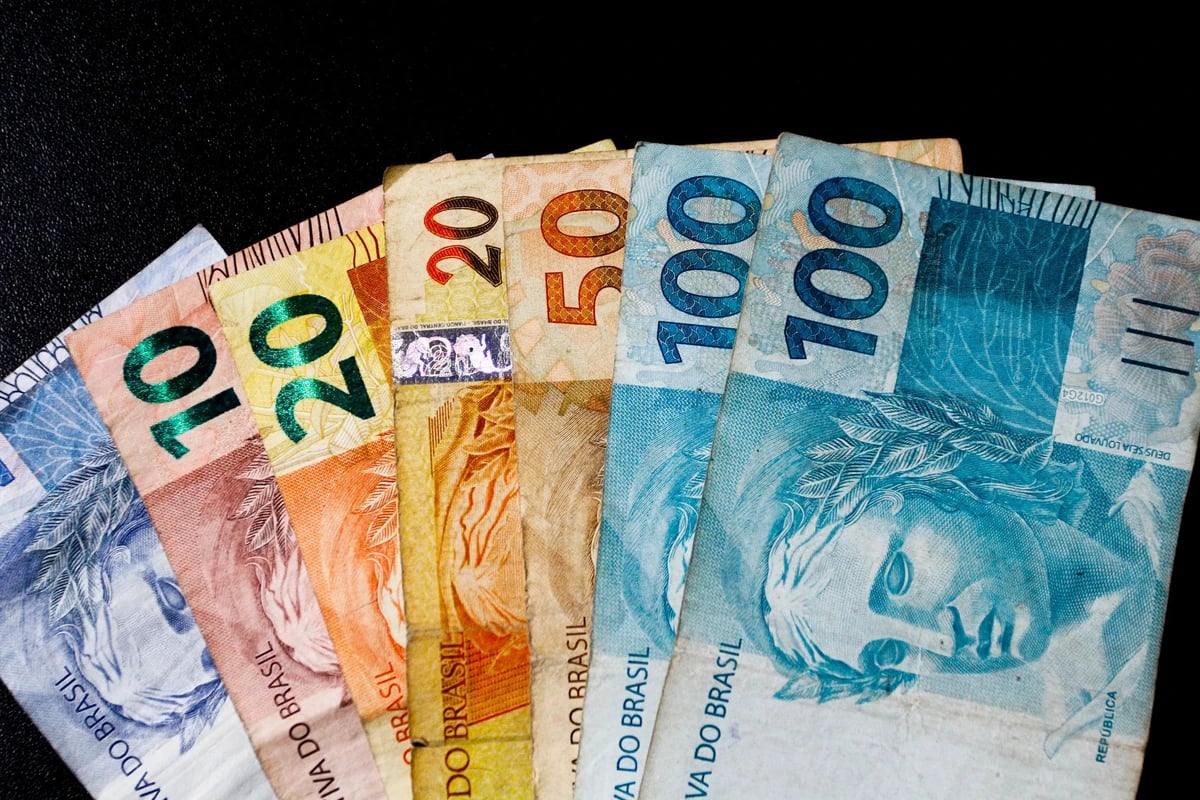 economia-real-dinheiro-brasileiro-plano-real-1719591722