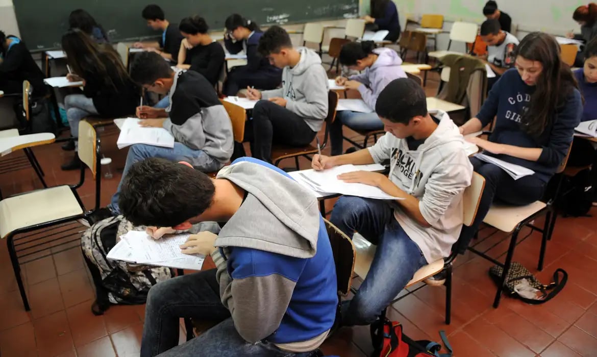 estudantes_simulado_do_enem_prova_vestibular_0707161048