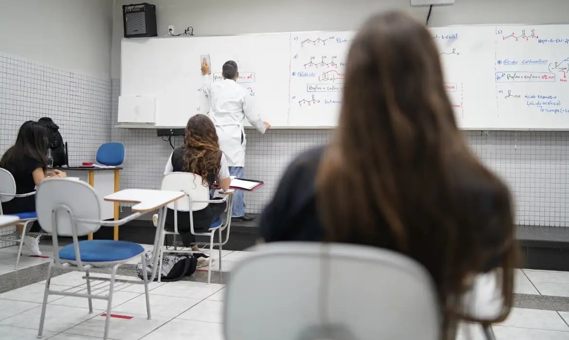 alunos_pandemia_escola_42