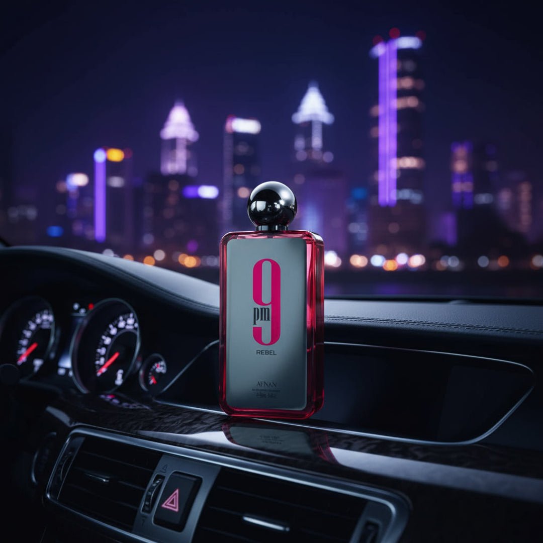 perfume 9 PM Rebel di dashboard kereta dengan lampu neon bandar Malaysia malam