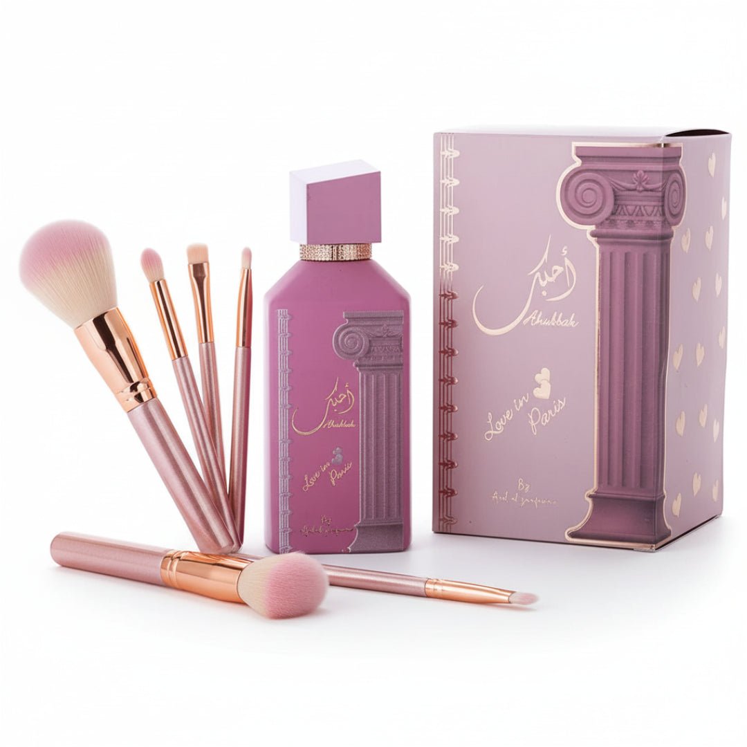 Ahubbak Love in Paris bersama berus makeup