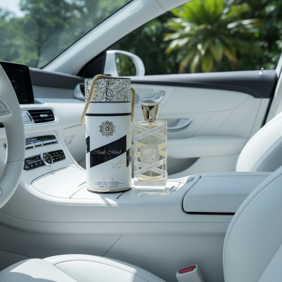 musk mood dalam kereta minimal putih bersih malaysia