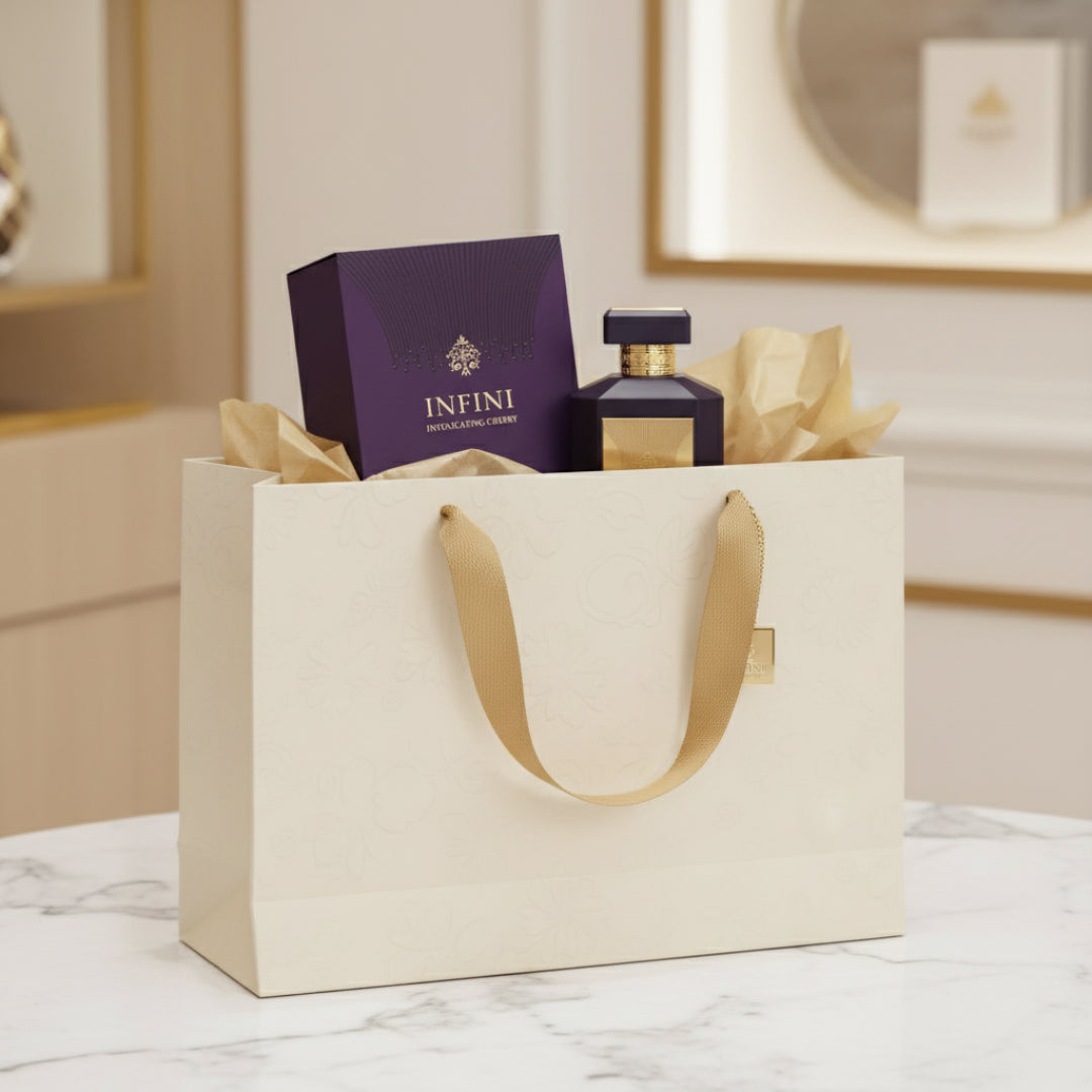 Infini Intoxicating Cherry dalam beg shopping &ndash; minyak wangi trending wanita Malaysia
