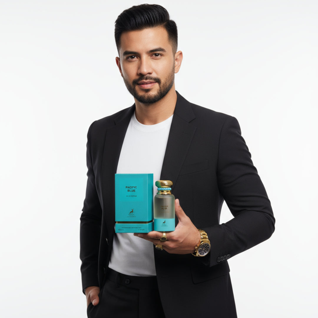 Lelaki Malaysia memegang Pacific Blue, gaya yakin maskulin