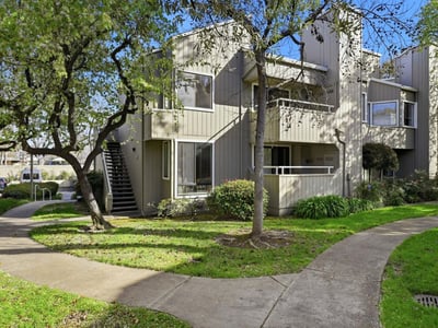 property-image-0