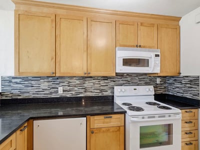 property-image-0