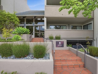 property-image-0