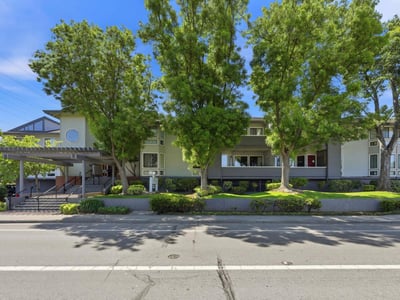 property-image-0