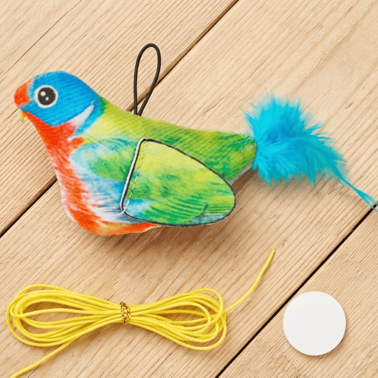 Brinquedo Interativo Pássaro Colorido Soante Com Pena Para Gatos
